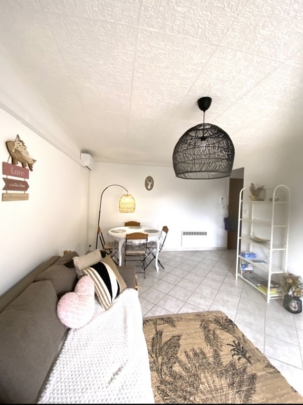 Appartement 2 pièces 40 m² · à Six-Fours-les-Plages · 40 m² · 865 €/mois